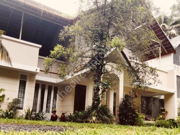 House for sale in Maramon